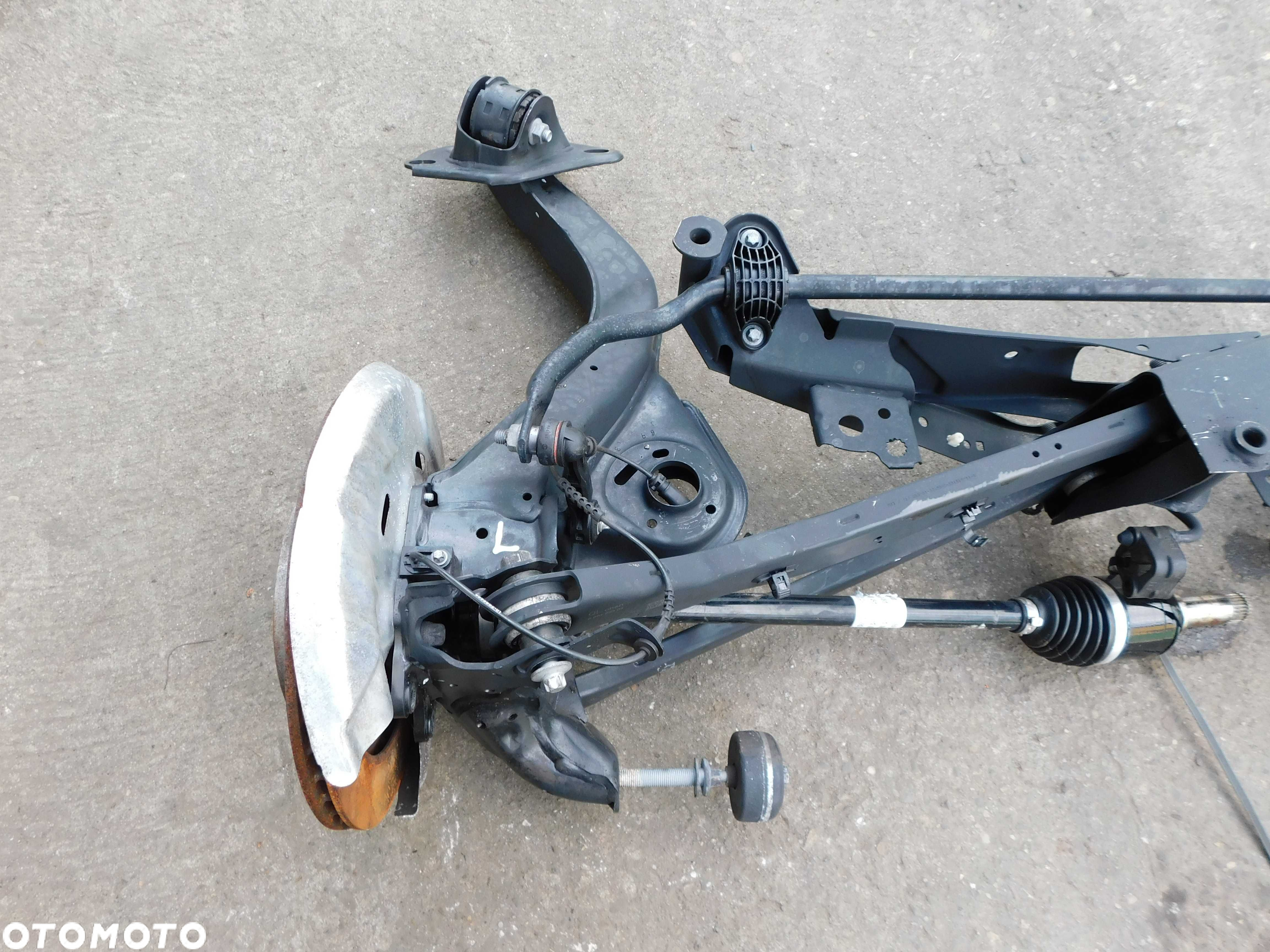 BMW F40 Piasta zwrotnica wahacz półoś lewa tył OEM ORYGINAŁ - 2
