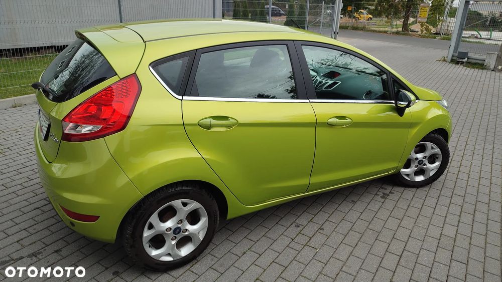 Ford Fiesta 1.25 Titanium - 11