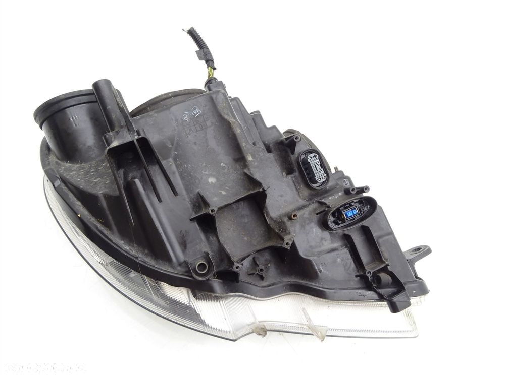 Reflektor lampa lewy lewa przód przednia xenon 3t2941015e skoda superb ii - 7
