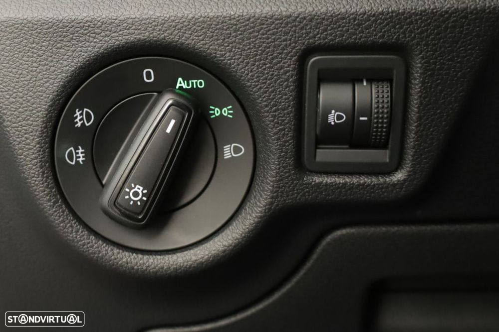Skoda Kamiq 1.0 TSI DSG - 18