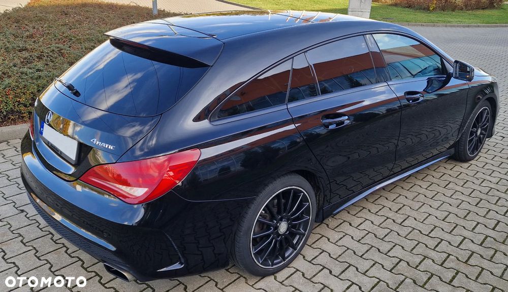 Mercedes-Benz CLA 250 4-Matic - 5