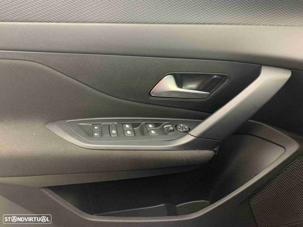 Peugeot 308 SW 1.2 Hybrid Style e-DCS6 - 11