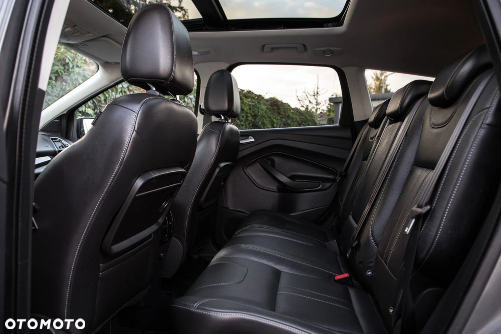 Ford Kuga 2.0 TDCi 4x4 Titanium - 26