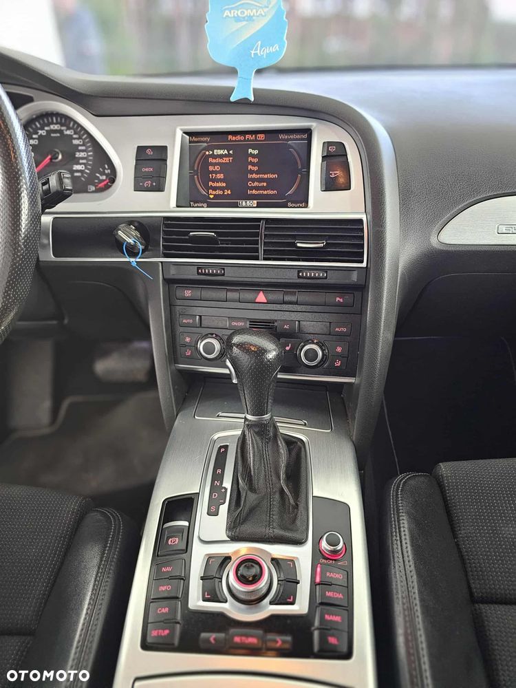 Audi A6 - 6