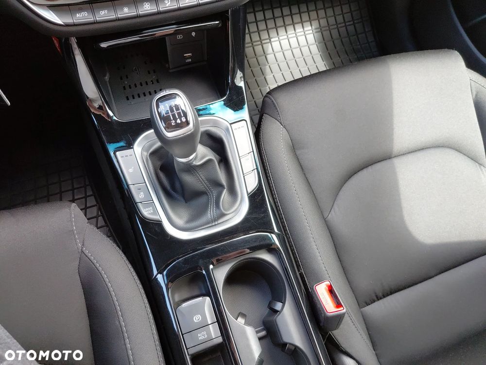 Hyundai i30 1.5 T-GDI 48V Smart DCT - 15