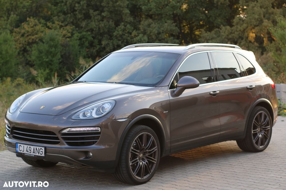 Porsche Cayenne 3.0 L V6 - 1