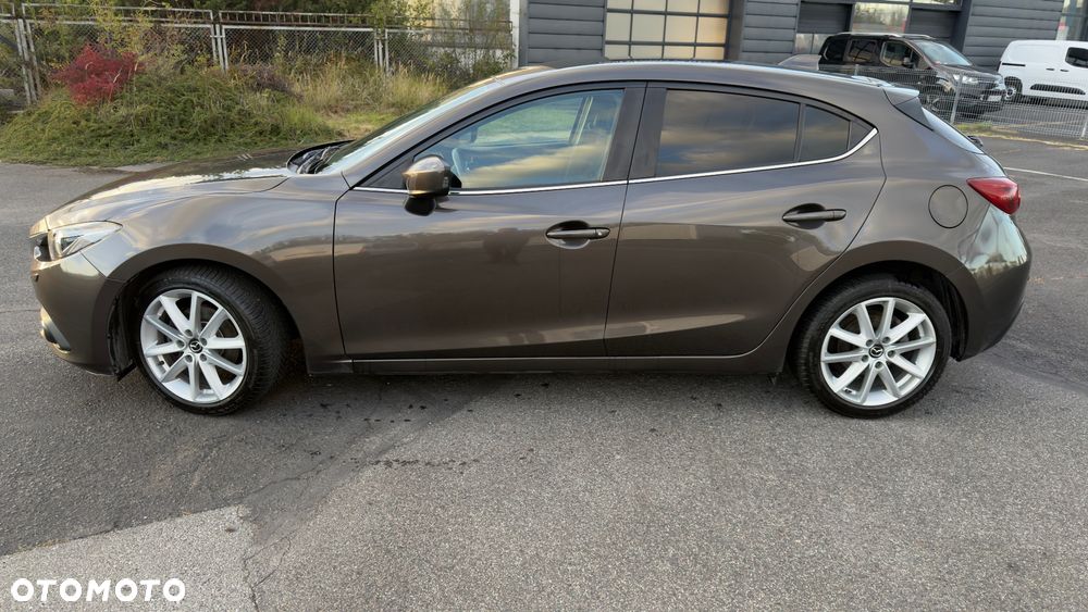 Mazda 3 2015 photo 2