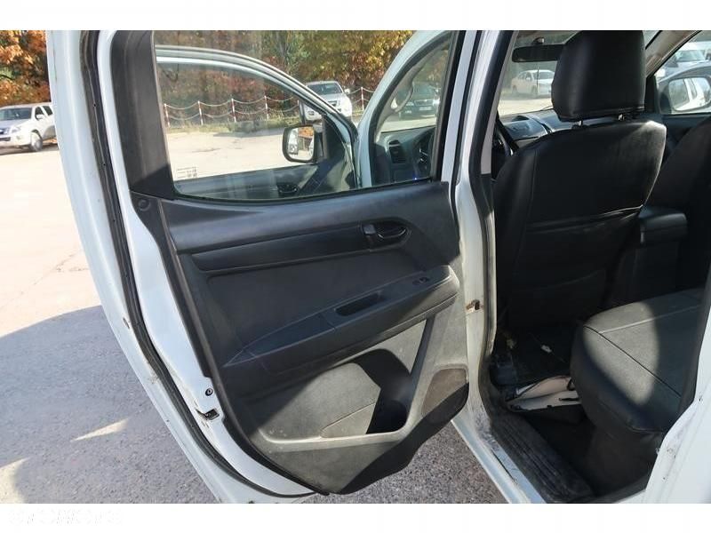 Isuzu D-Max - 28