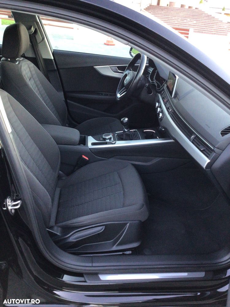 Audi A4 Avant 2.0 TDI ultra Design - 14