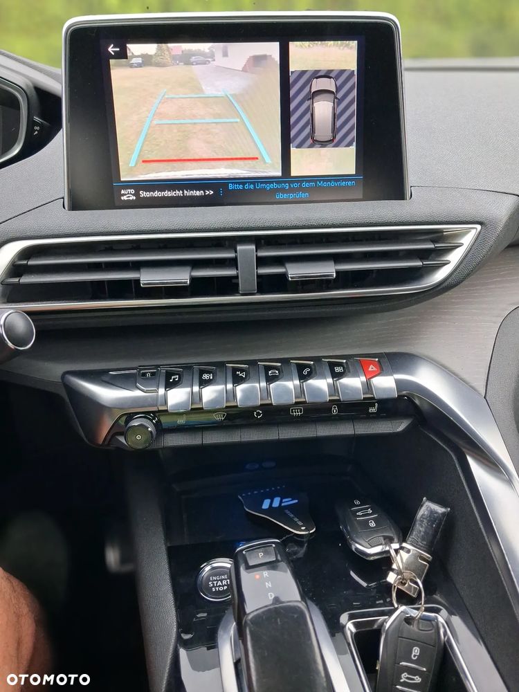 Peugeot 3008 - 16