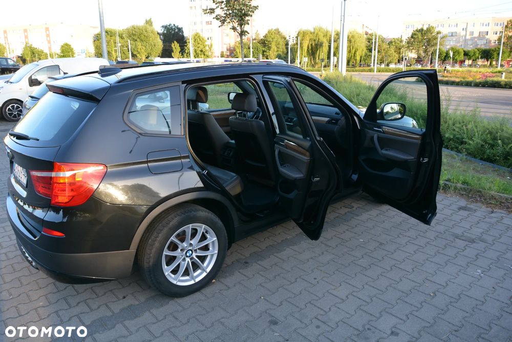 BMW X3 xDrive20d - 23