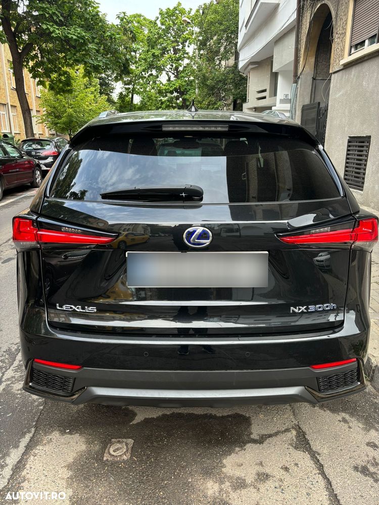 Lexus Seria NX - 14