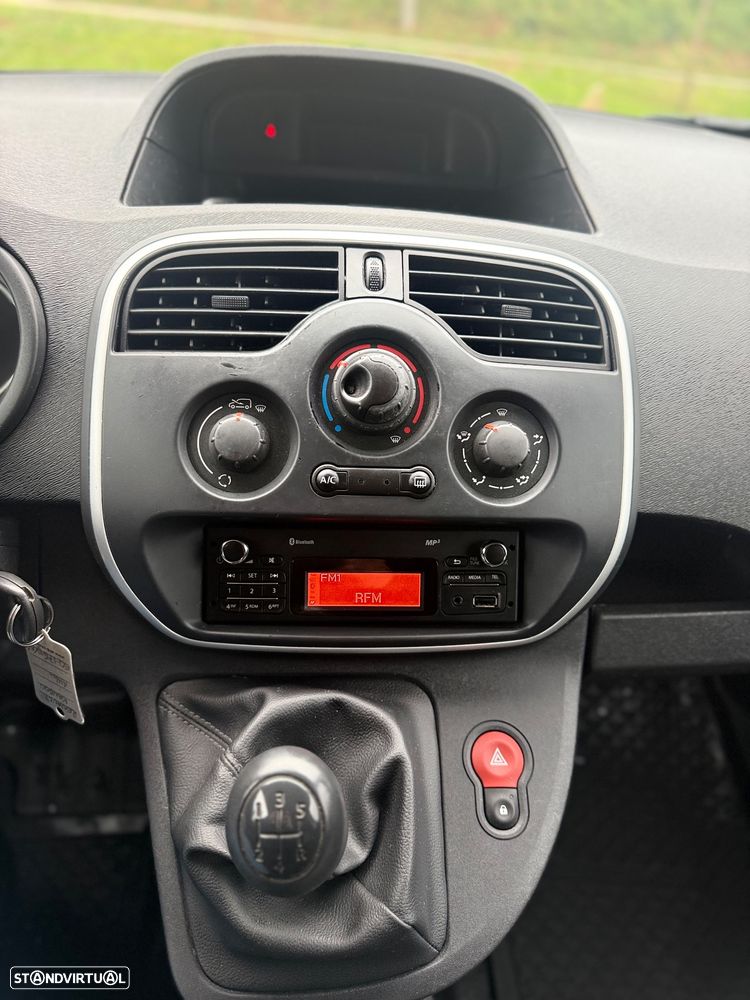 Renault Kangoo 1.5 DCI IVA DEDUTIVEL - 18