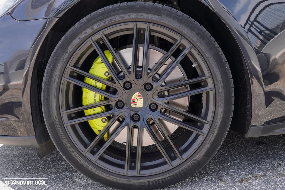 Porsche Panamera 4 E-Hybrid 10 Years Edition - 46