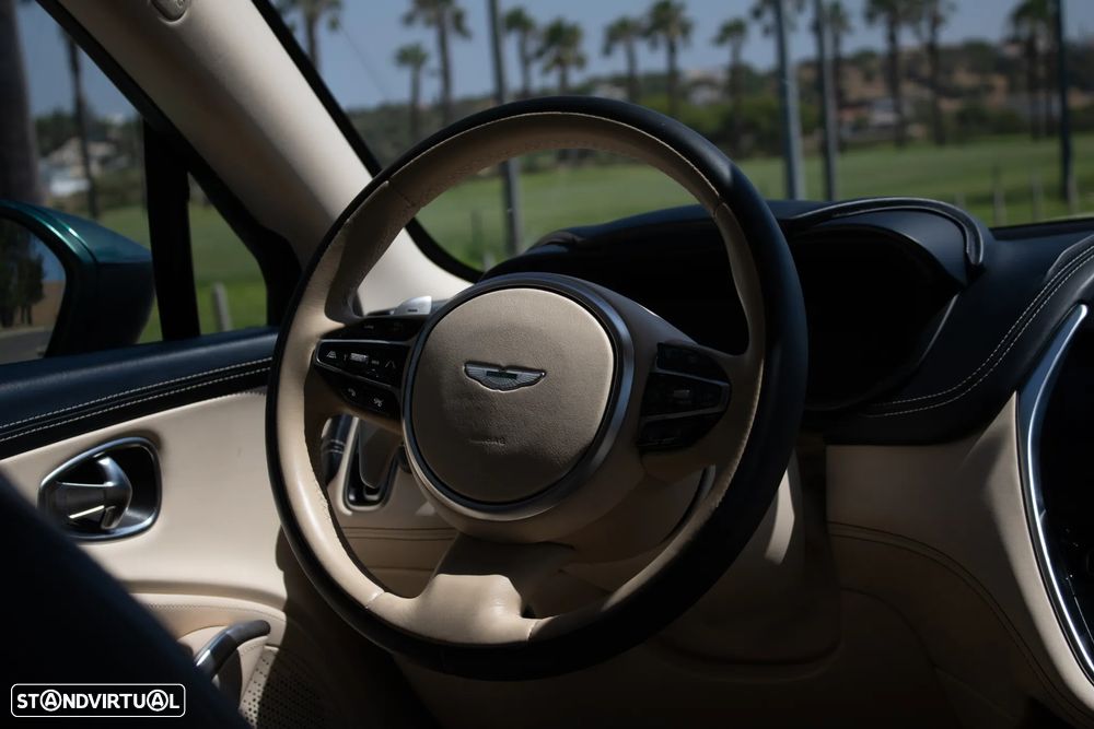 Aston Martin DBX Standard - 4