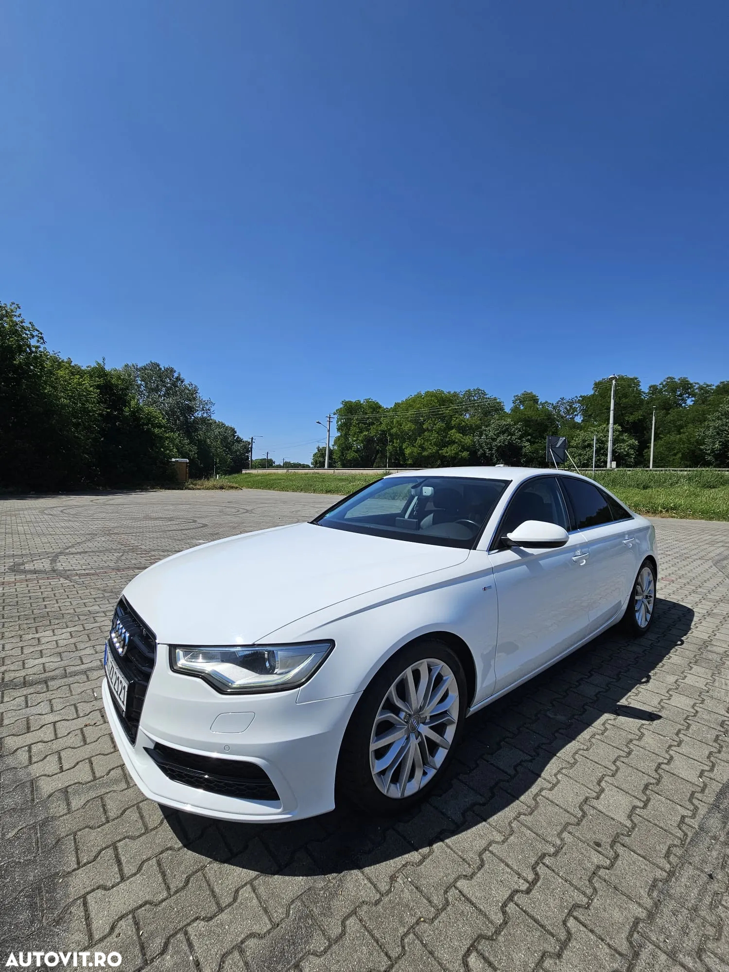 Audi A6 2.0 TDI DPF sport selection - 12