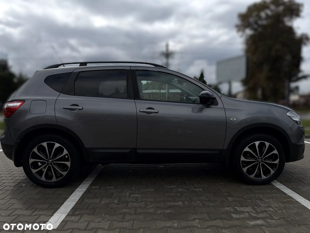 Nissan Qashqai 2.0 Tekna - 4