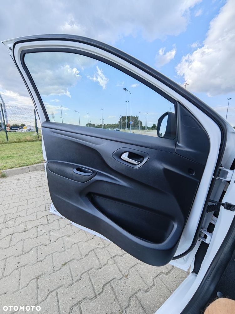 Citroën C-Elysée 1.6 BlueHDi MoreLife - 12