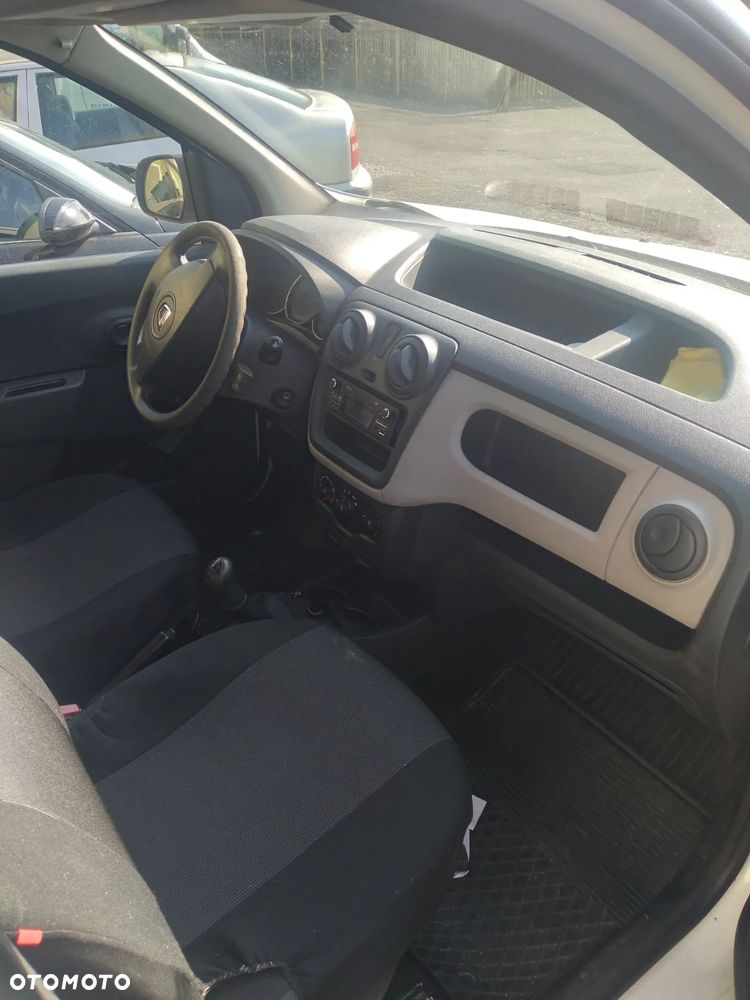 Dacia Dokker - 5