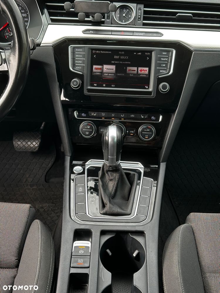Volkswagen Passat 2.0 TDI BMT Highline DSG - 21