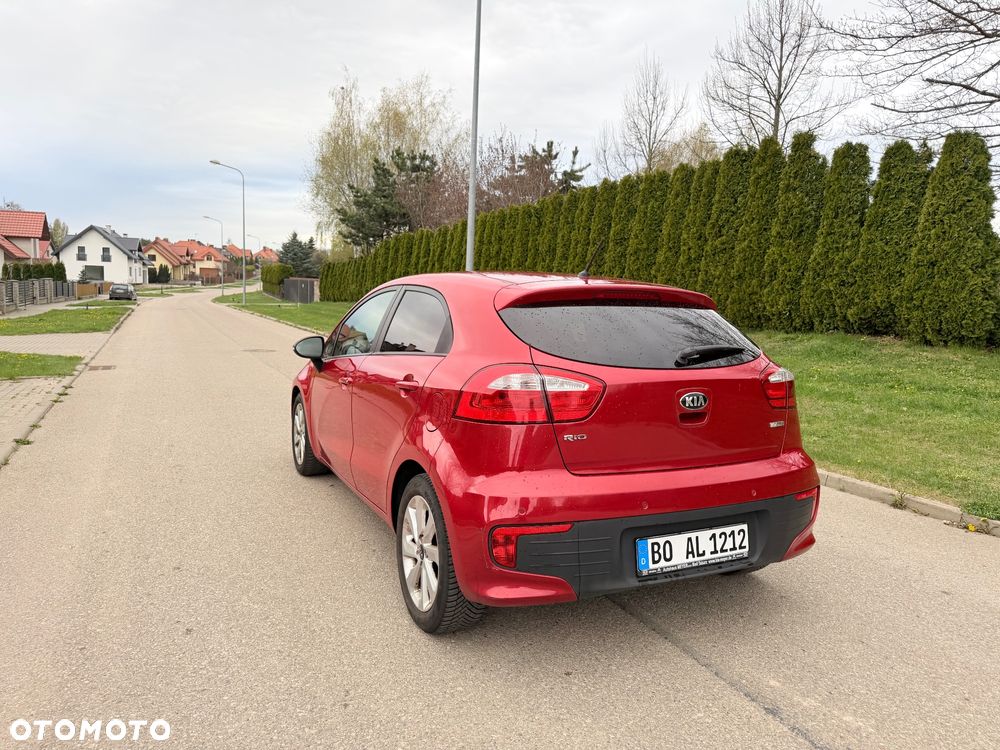 Kia Rio - 5