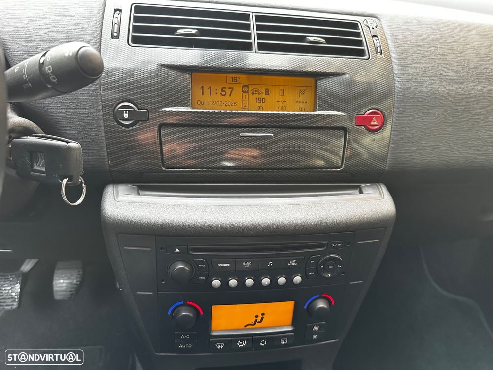 Citroën C4 HDi 110 FAP VTR Plus - 30