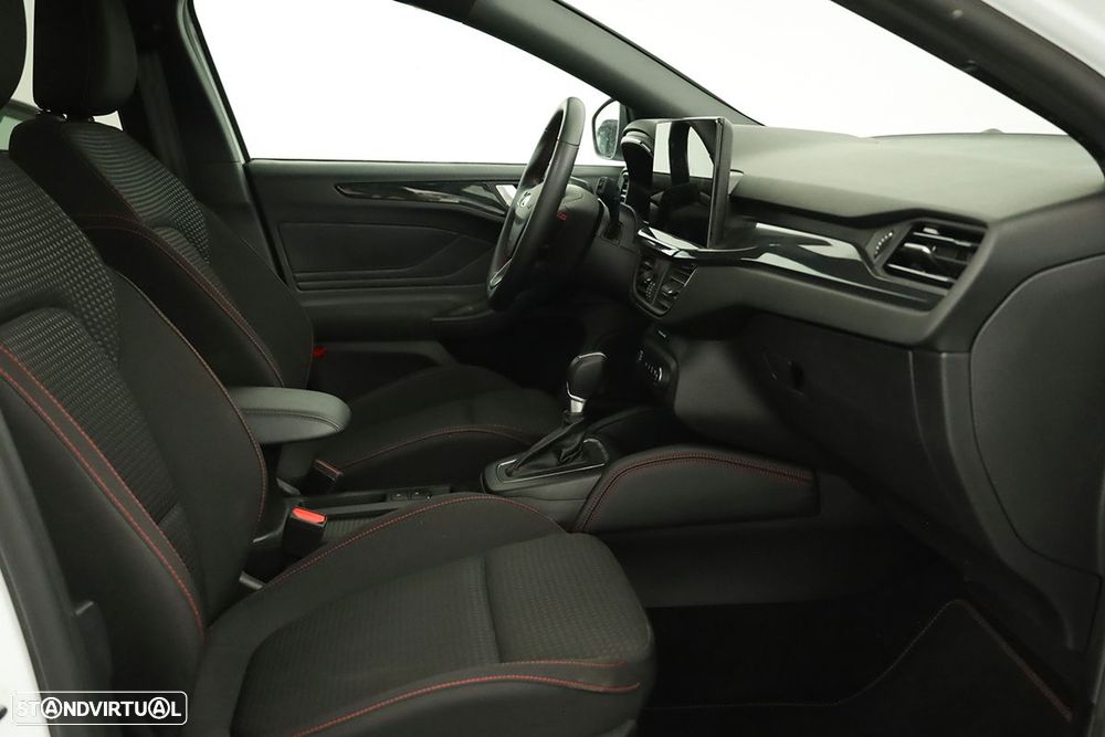 Ford Focus 1.0 EcoBoost MHEV ST-Line X Aut. - 19