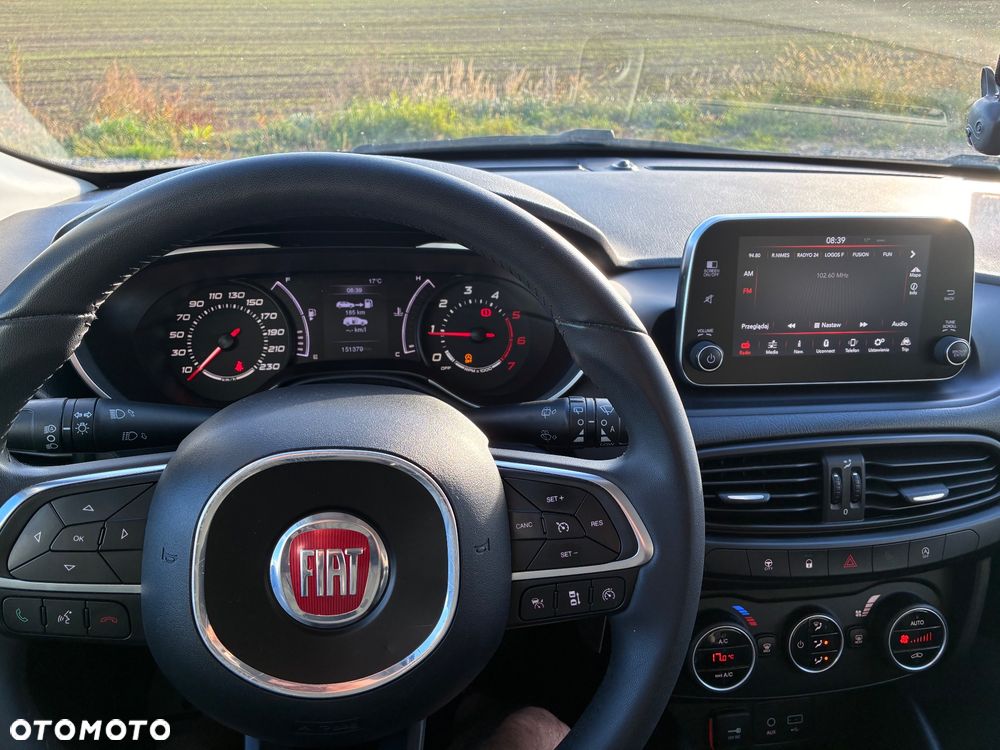 Fiat Tipo 1.6 MultiJet 16v Lounge - 10