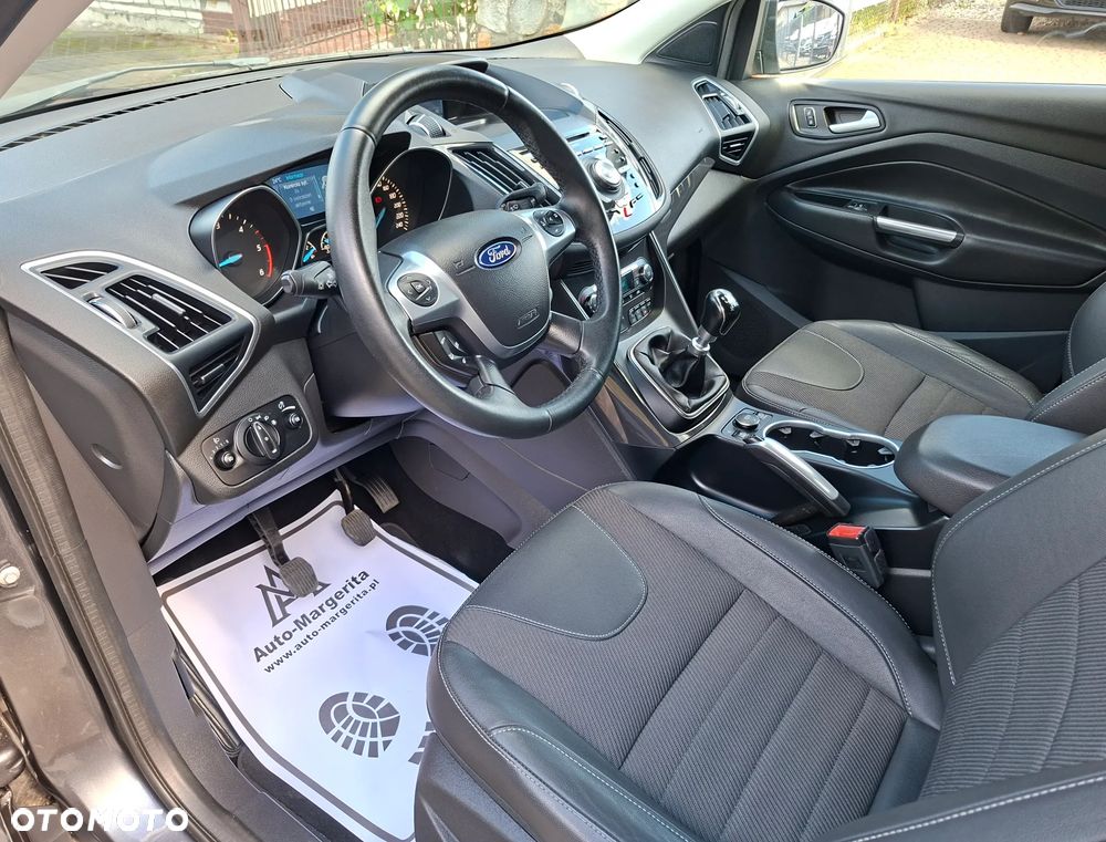 Ford Kuga 2.0 TDCi 4x4 Titanium - 15