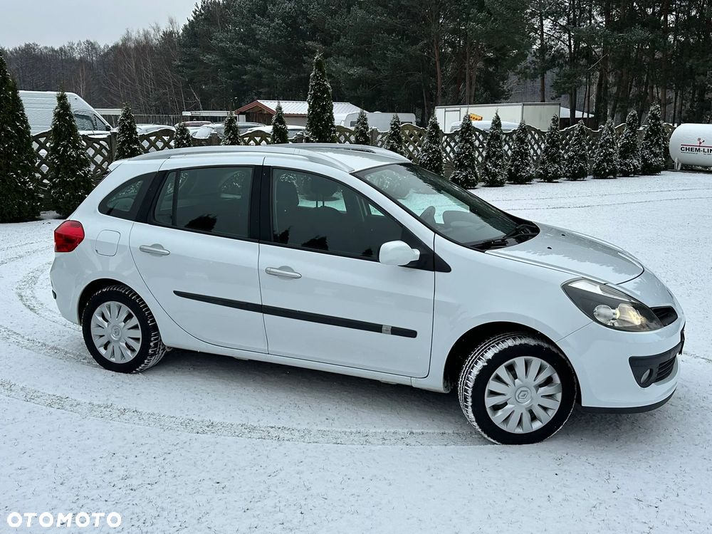 Renault Clio 1.2 16V Campus - 3