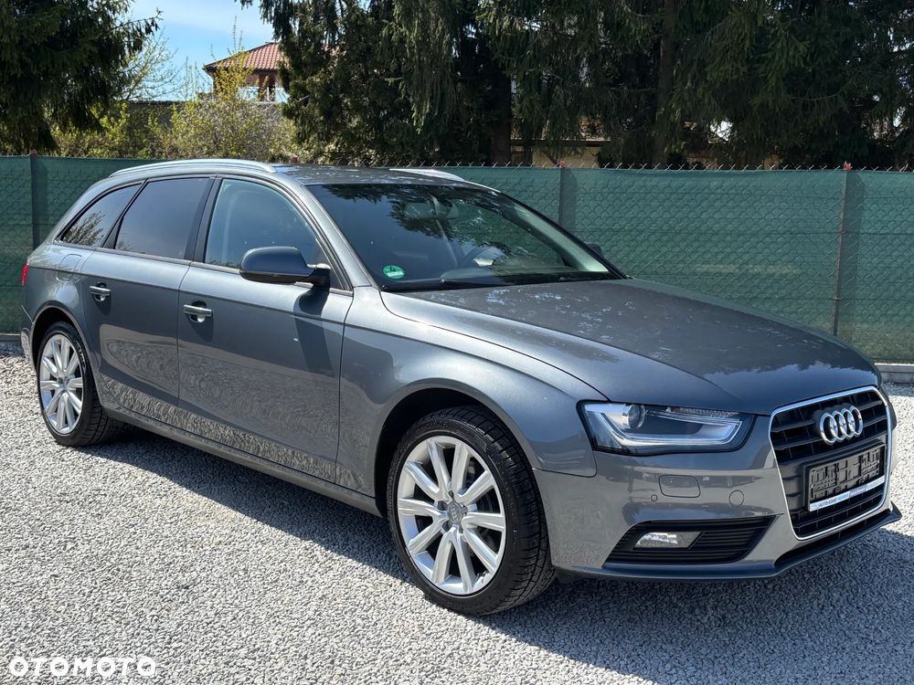 Audi A4 Avant - 13