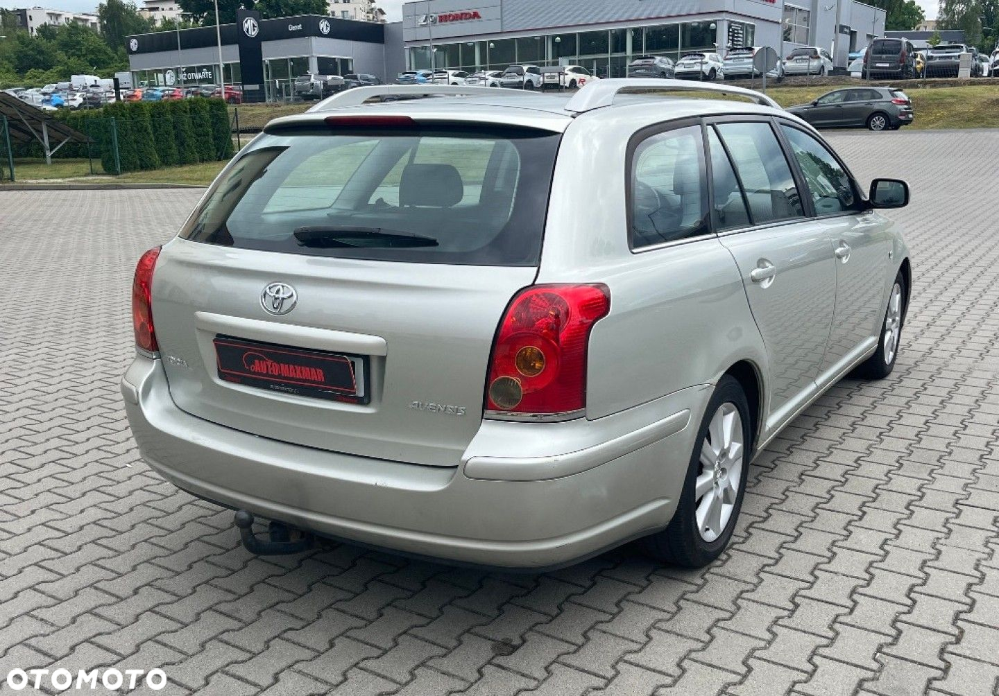 Toyota Avensis - 7