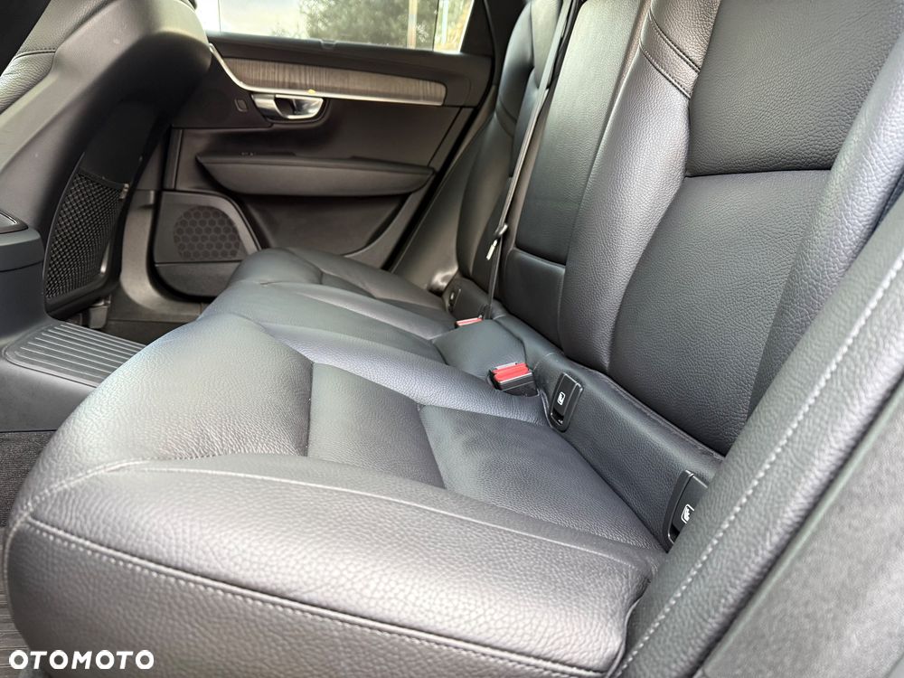 Volvo V90 T8 Recharge AWD Geartronic Inscription - 40
