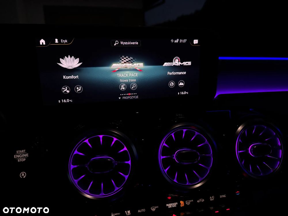 Mercedes-Benz CLA AMG 45 S 4-Matic 8G-DCT - 31