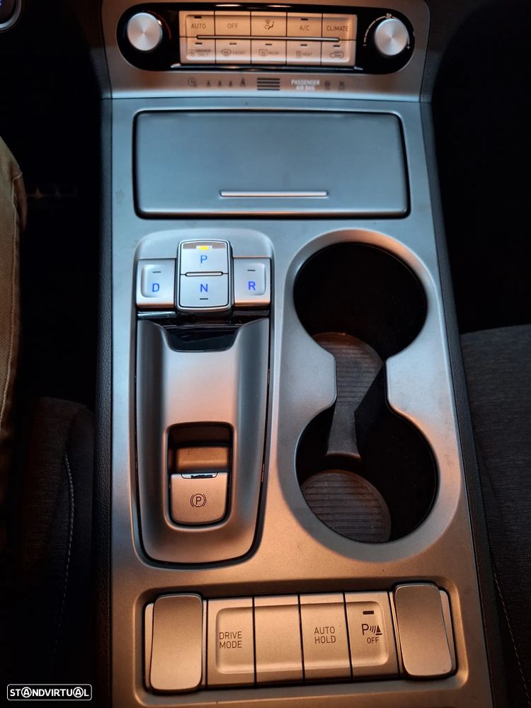 Hyundai Kauai Premium - 11