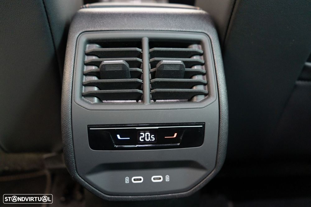 Cupra Formentor 1.4 e-Hybrid DSG VZ - 14