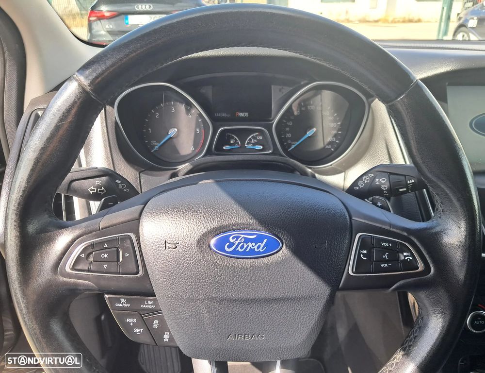 Ford Focus SW 1.5 TDCi Titanium DPS - 6