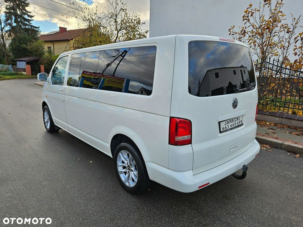 Volkswagen Caravelle - 6