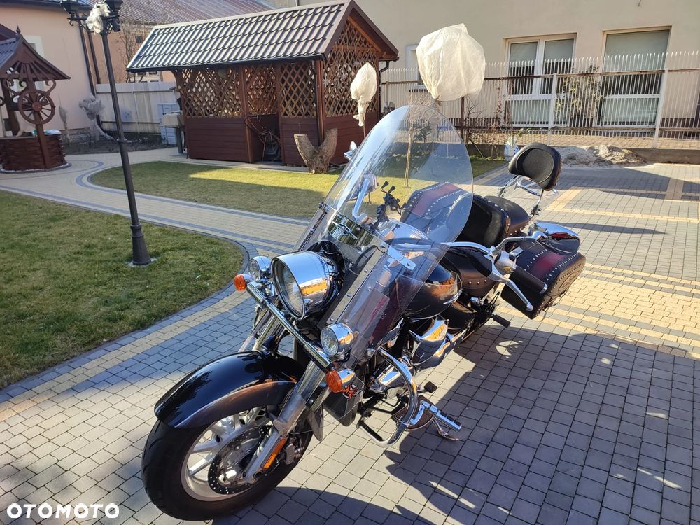 Suzuki Boulevard - 13