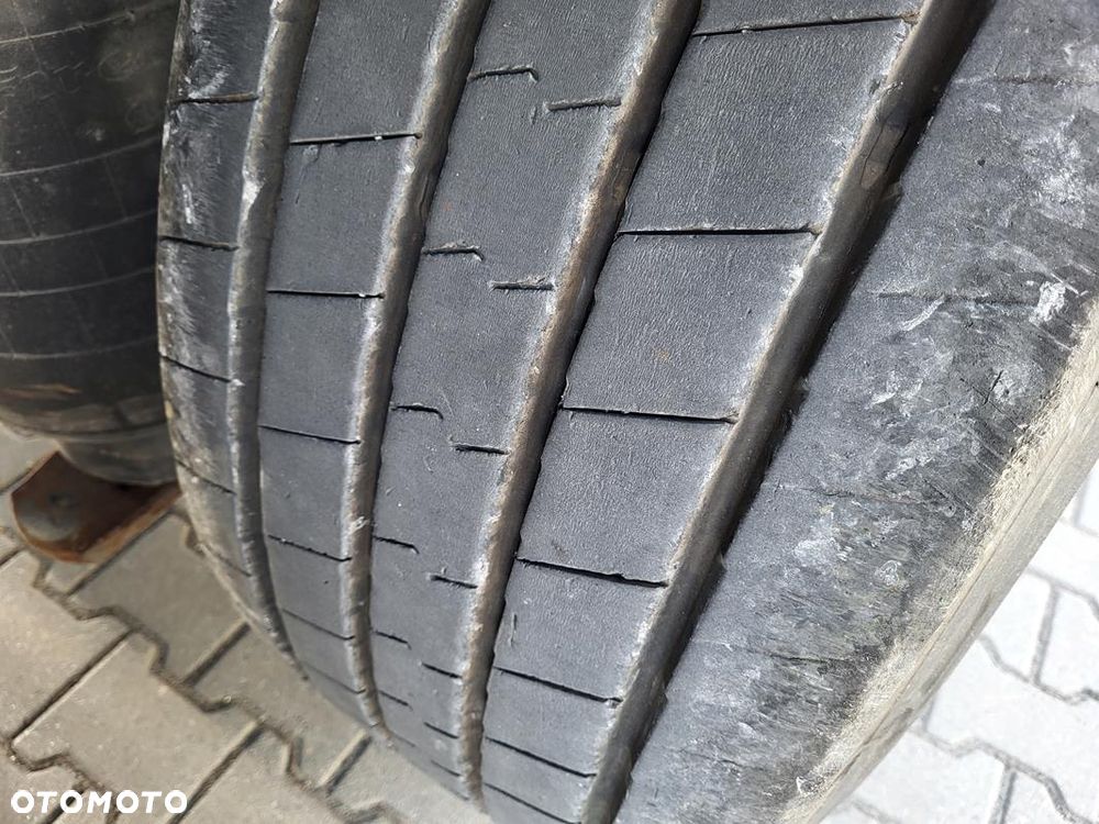 Schmitz Cargobull SCB S3T - 10