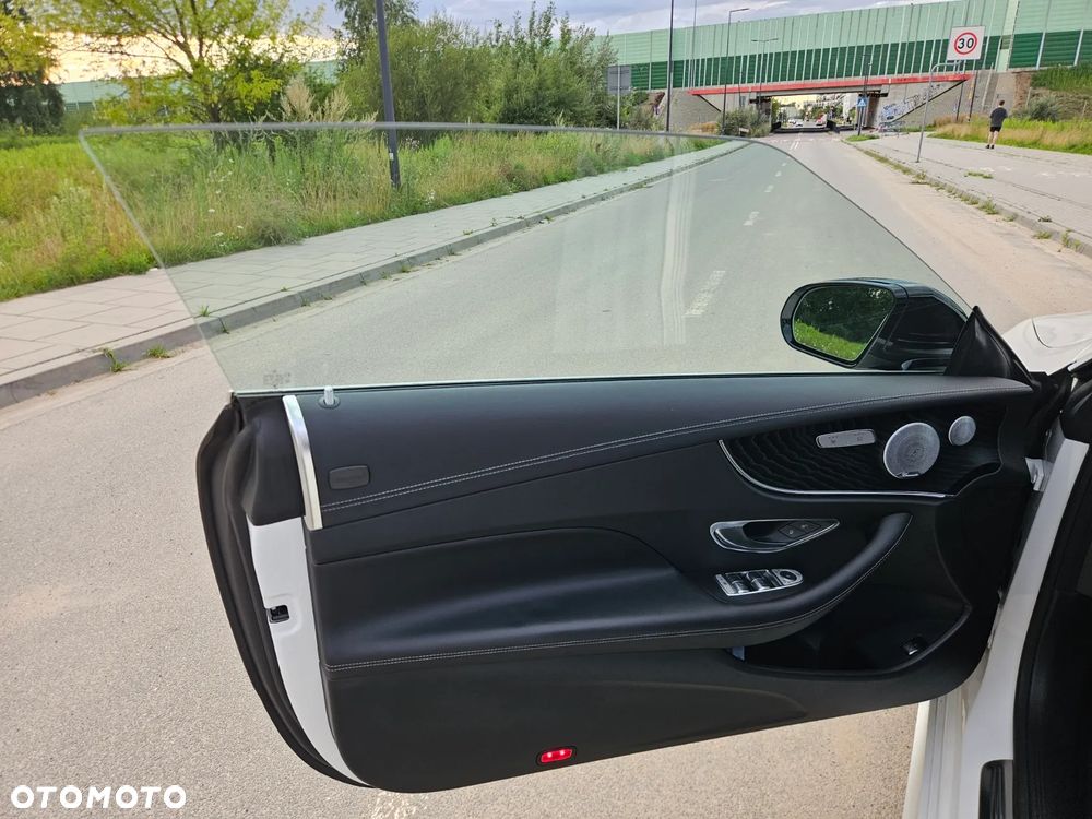 Mercedes-Benz Klasa E 200 9G-TRONIC AMG Line - 15