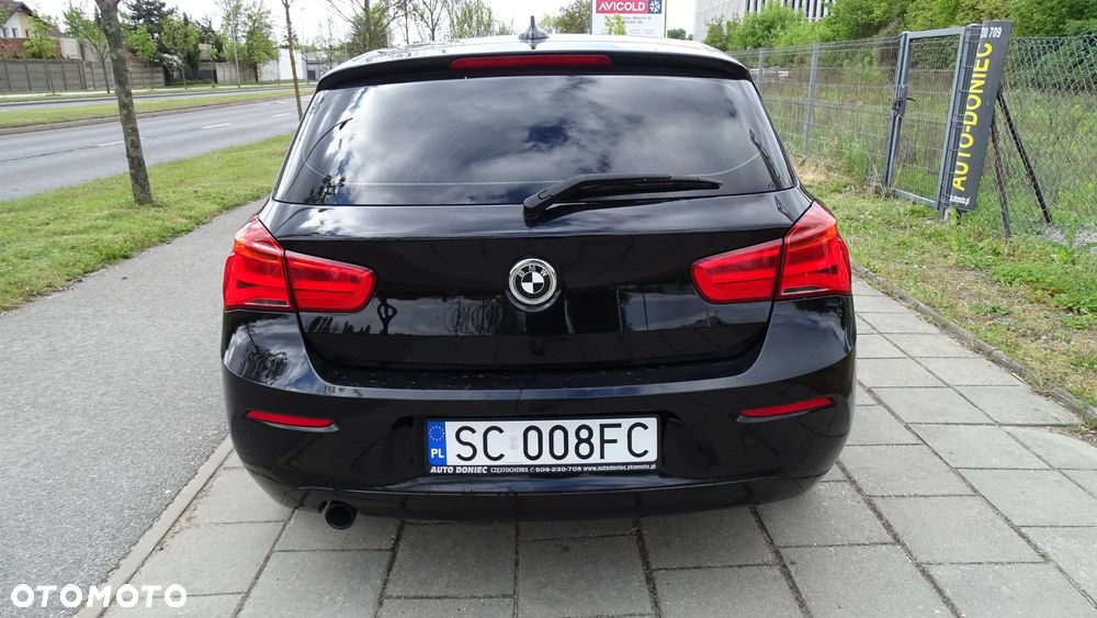 BMW Seria 1 120i Urban Line - 6