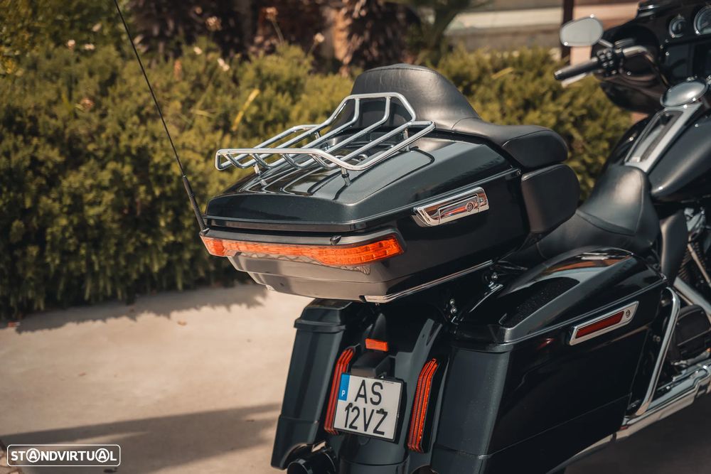 Harley-Davidson FLHT FLHTK - 17