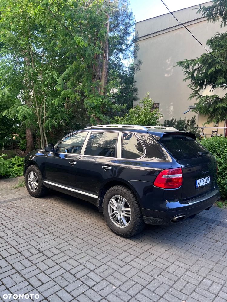 Porsche Cayenne - 3