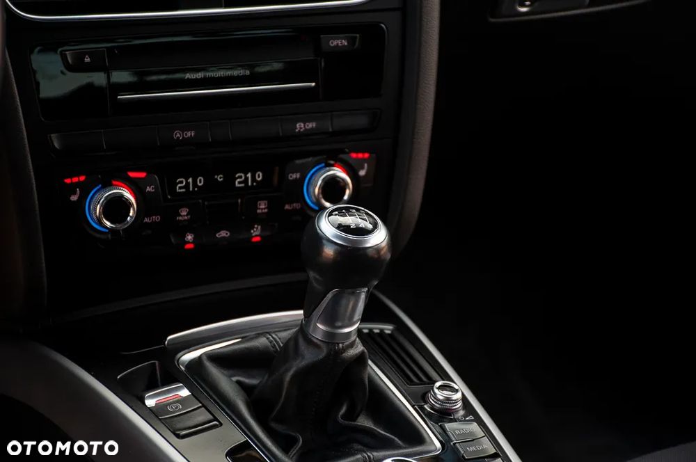 Audi A4 Limousine 1.8 TFSI S line Sportpaket - 34