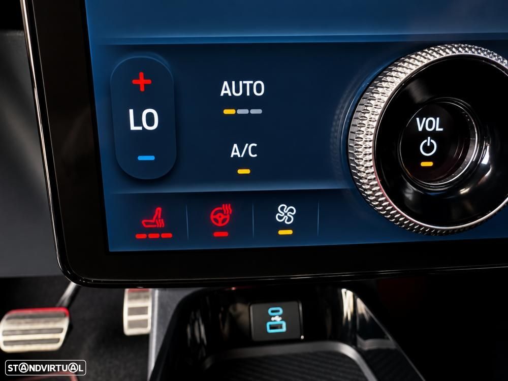 Ford Mustang Mach-E 75.7 kWh Premium AWD - 35