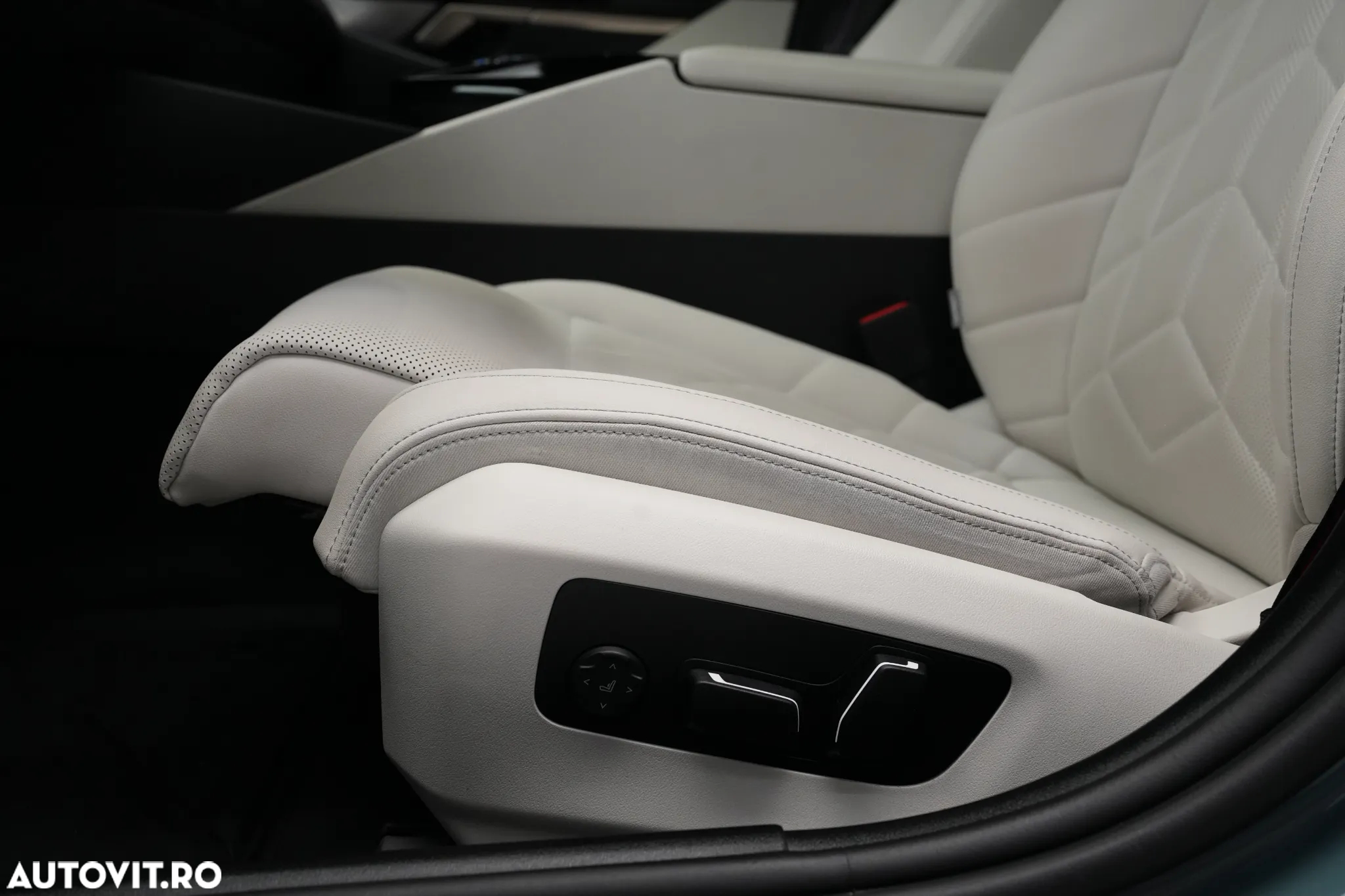 BMW Seria 5 520d xDrive AT MHEV - 15