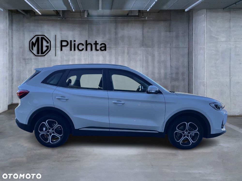 MG ZS Hybrid+ - 8