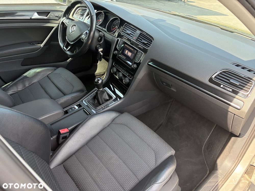 Volkswagen Golf 1.4 TSI Highline - 13