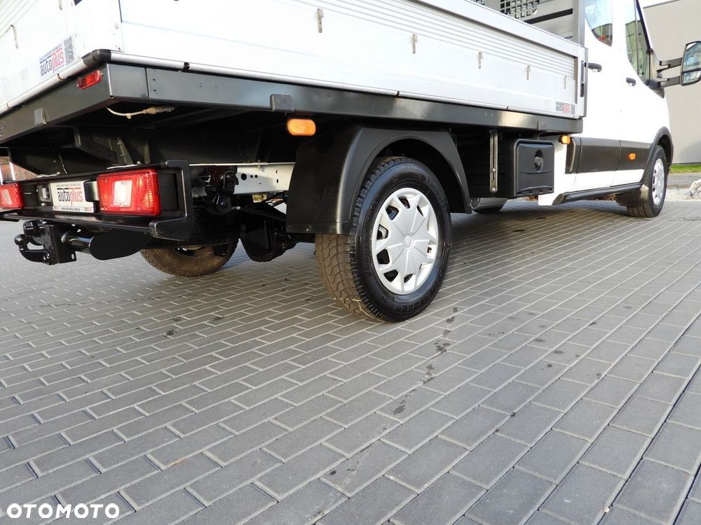 Ford TRANSIT 4X4 SKRZYNIA PODWÓJNA KABINA DOKA 6 MIEJSC TEMPOMAT LEDY ASO KLIMATYZACJA  170KM - 17